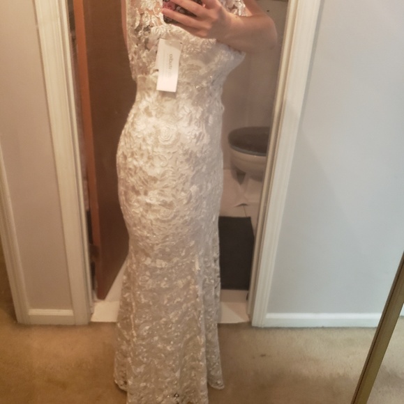 Wedding Dress - Picture 8 of 8